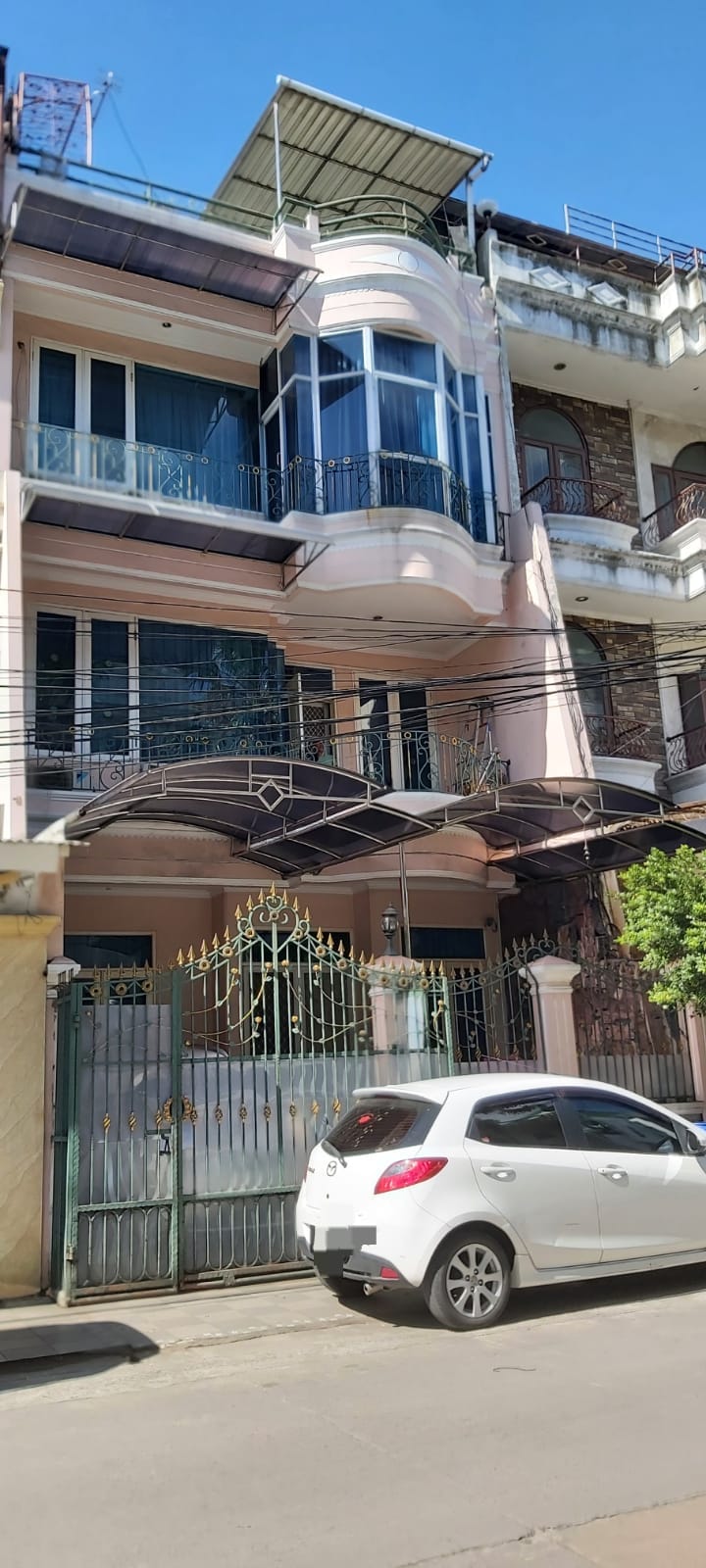 Rumah THI 3,5 Lantai